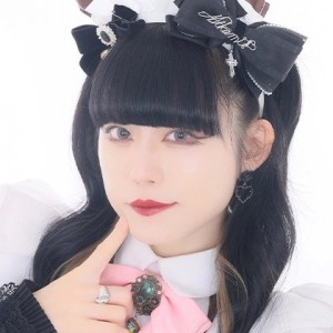 ミカミ